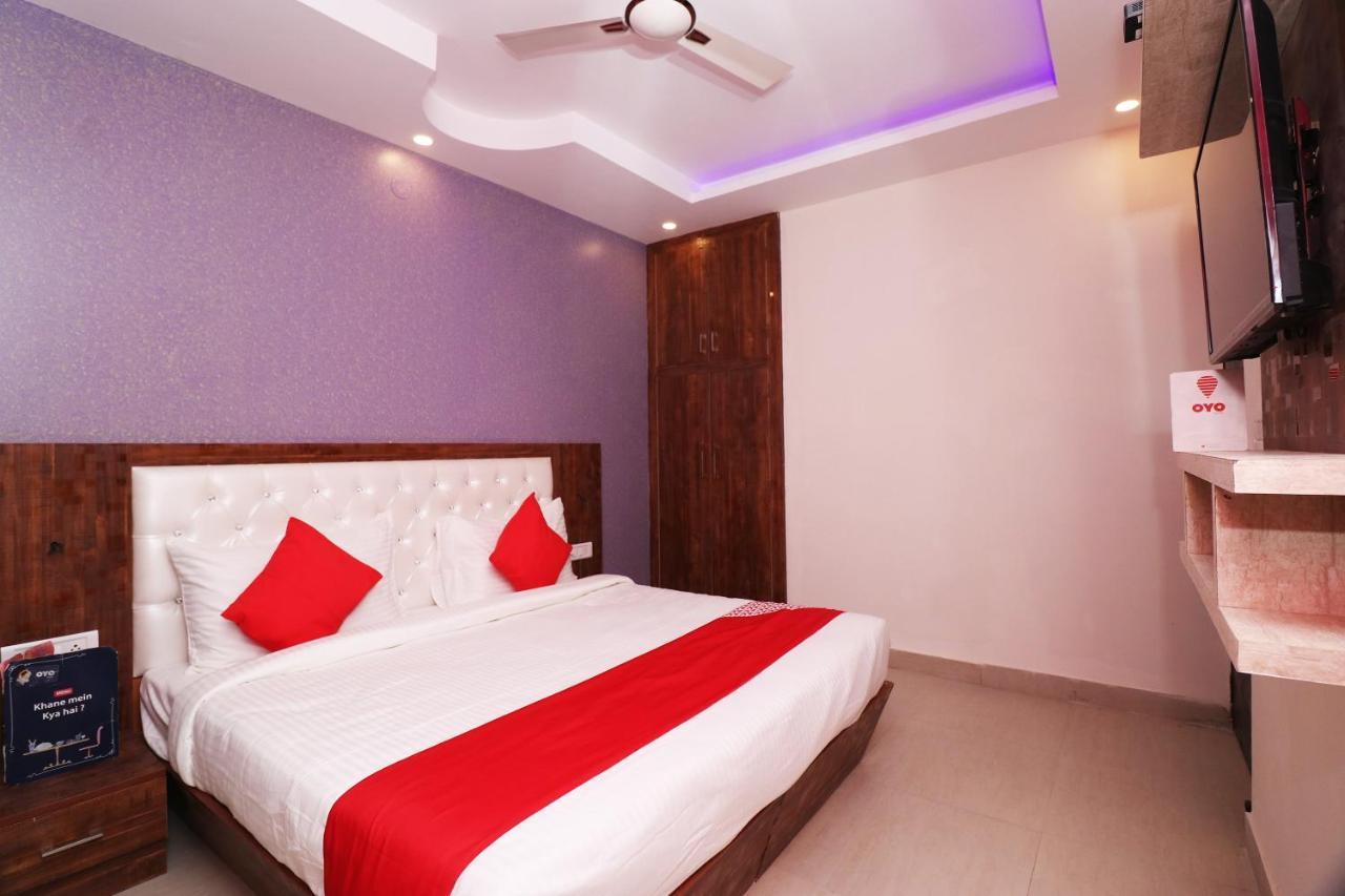 Oyo 25130 Hotel Royal Inn New Delhi Exterior photo